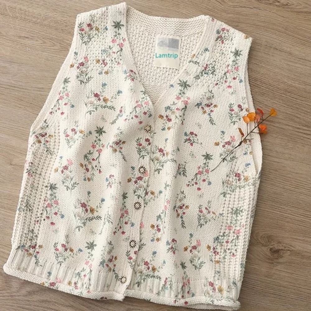 Vest floral knit womens vneck top flower cream